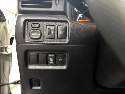 Used 2022 Toyota 4Runner SR5 Premium w/ Moonroof Package AWD/4WD image 29