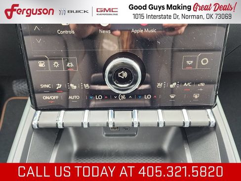New 2027 GMC Terrain AT4 w/ Convenience Package III AWD/4WD image 31