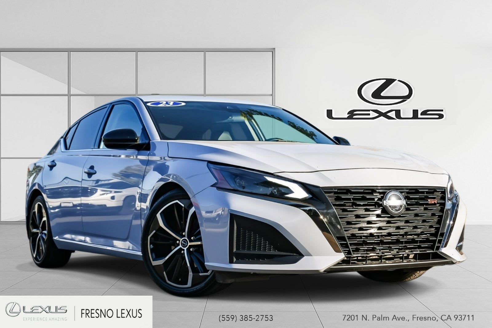 Used 2023 Nissan Altima 2.5 SR FWD image 1