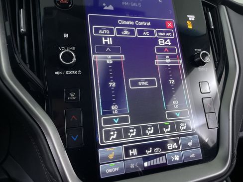 Used 2020 Subaru Outback Premium image 17