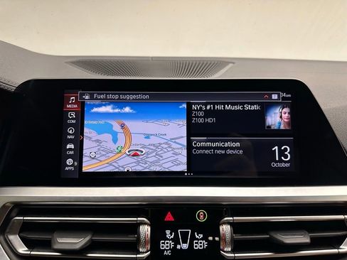 Used 2021 BMW M440i Convertible w/ Premium Package image 13