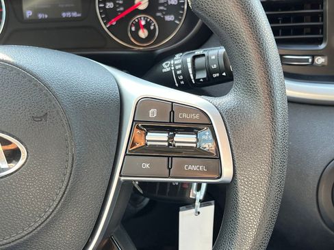 Used 2020 Kia Sorento LX FWD image 29