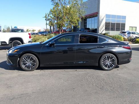 Used 2024 Lexus ES 300h w/ Premium Package image 9