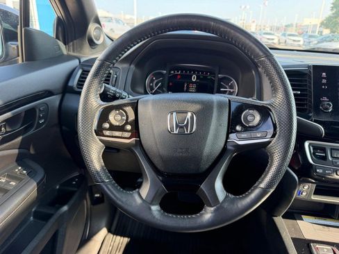 Used 2023 Honda Passport Elite image 12
