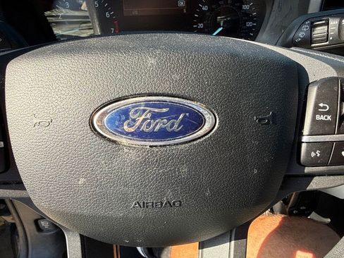 Used 2021 Ford Explorer 2WD image 27
