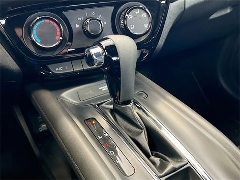 Used 2022 Honda HR-V Sport image 12
