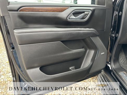 Certified 2024 Chevrolet Suburban High Country image 8