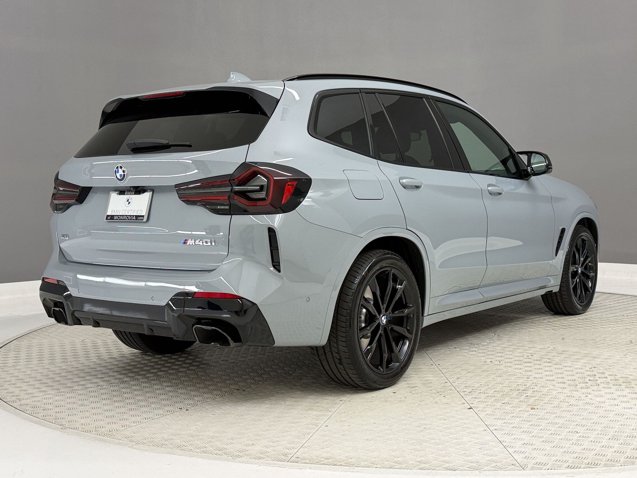 Certified 2024 BMW X3 M40i w/ Premium Package AWD/4WD image 9