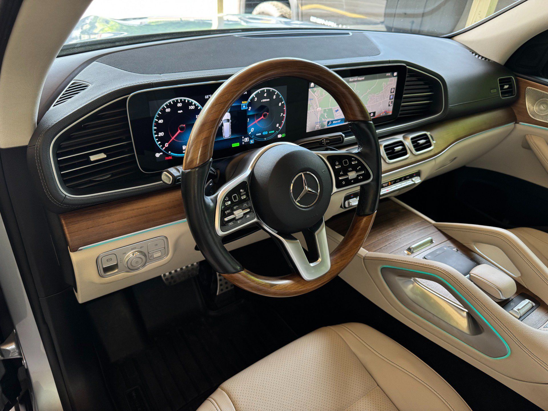 Used 2022 Mercedes-Benz GLS 450 4MATIC image 15