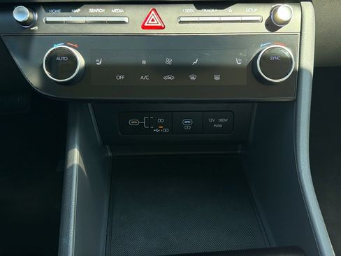 Certified 2025 Hyundai Sonata SEL FWD image 25
