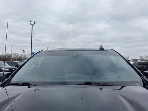 Used 2021 Chevrolet Silverado 1500 High Country w/ Technology Package image 25