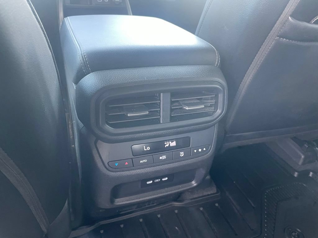 Used 2024 Honda Pilot EX-L image 25