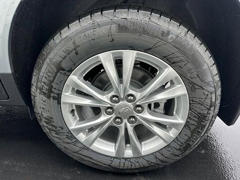 New 2025 Cadillac XT5 Luxury w/ LPO, Floor Liner Package image 25