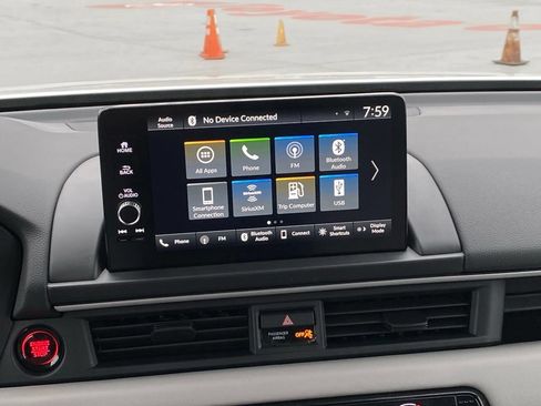 Certified 2025 Honda Pilot EX-L image 14