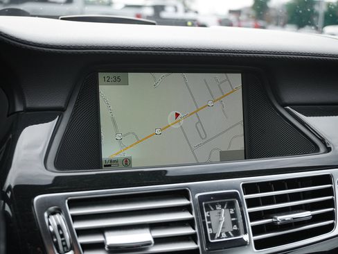 Used 2014 Mercedes-Benz CLS 63 AMG 4MATIC image 24