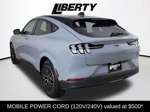 Used 2025 Ford Mustang Mach-E Premium image 6