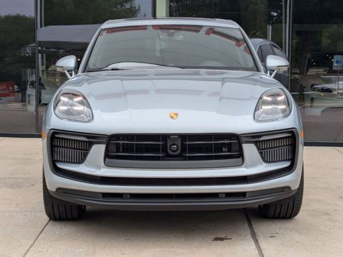 New 2025 Porsche Macan S image 6