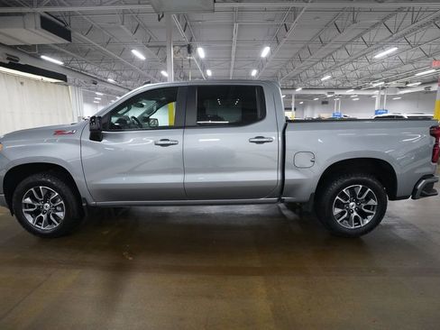 Certified 2024 Chevrolet Silverado 1500 RST AWD/4WD image 22