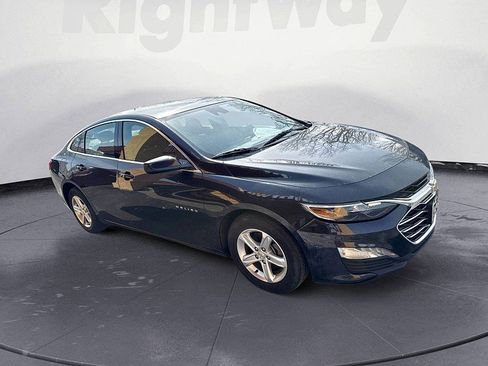 Used 2023 Chevrolet Malibu LT FWD image 7
