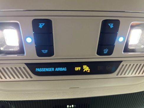 Used 2025 Ford Explorer Active AWD/4WD image 68
