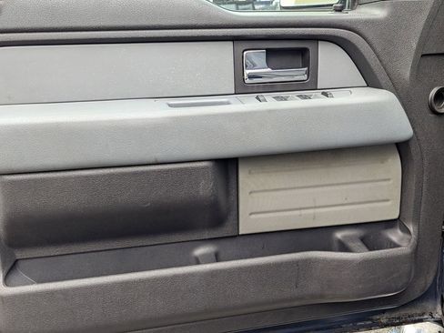 Used 2012 Ford F150 XLT w/ XLT Chrome Pkg RWD image 12