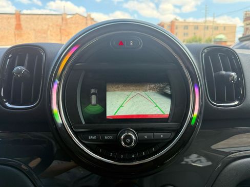 Used 2020 MINI Cooper Countryman FWD image 11