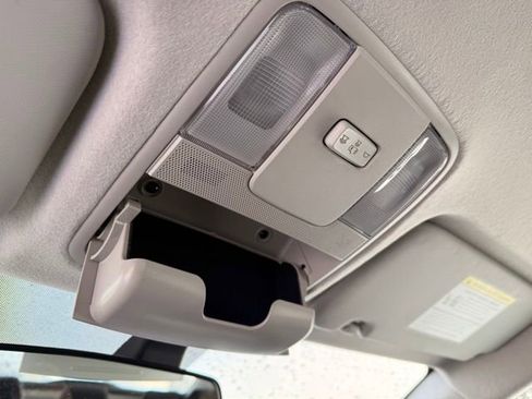 Used 2023 Kia Forte LXS w/ LXS Technology Package image 28