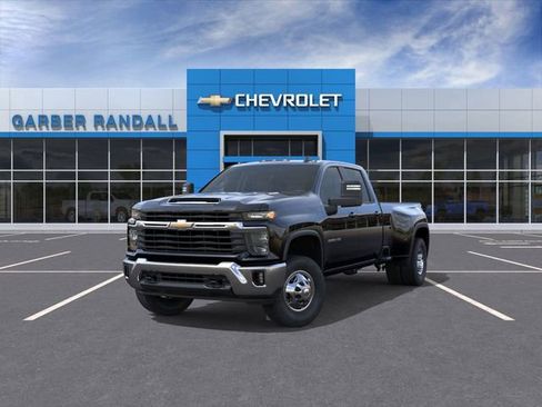 New 2026 Chevrolet Silverado 3500 LT image 8