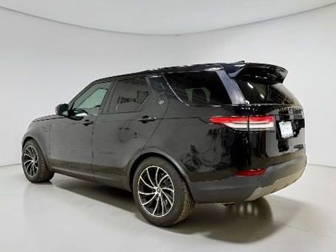 Used 2017 Land Rover Discovery SE AWD/4WD image 32