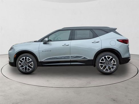 New 2025 Chevrolet Blazer RS w/ Driver Confidence II Package image 8