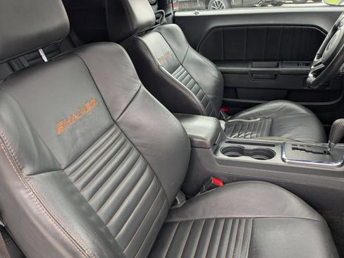 Used 2014 Dodge Challenger R/T RWD image 4