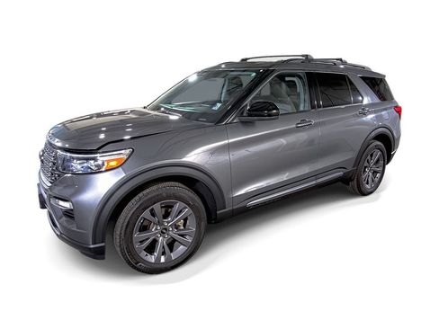 Used 2023 Ford Explorer XLT w/ Equipment Group 202A AWD/4WD image 1