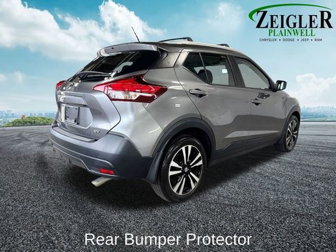 Used 2019 Nissan Kicks SV w/ Exterior Package FWD image 6