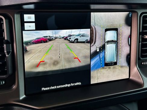 Used 2022 Ford Bronco Outer Banks image 17