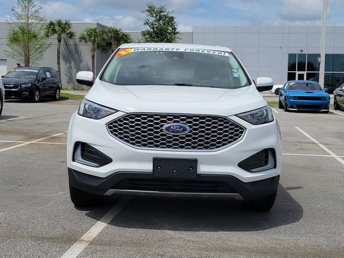 Used 2023 Ford Edge SEL image 2