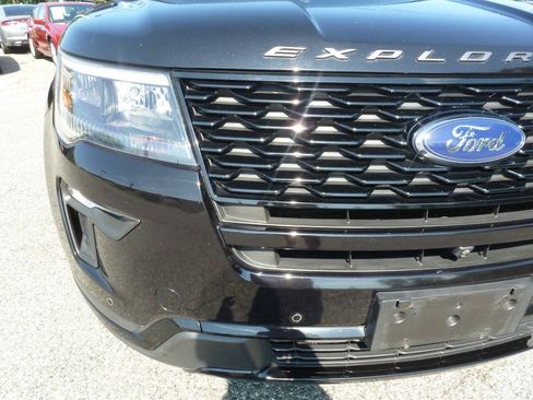 Used 2019 Ford Explorer Sport w/ Equipment Group 401A AWD/4WD image 4