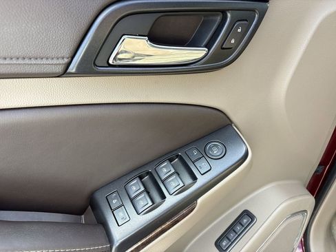 Used 2017 Chevrolet Tahoe LT image 24