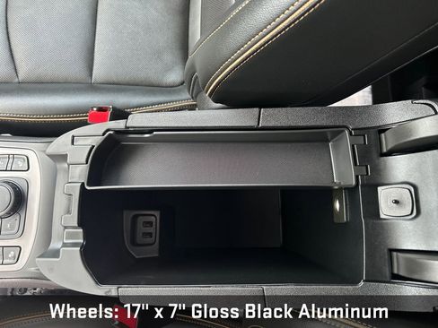 Certified 2023 GMC Terrain AT4 AWD/4WD image 27