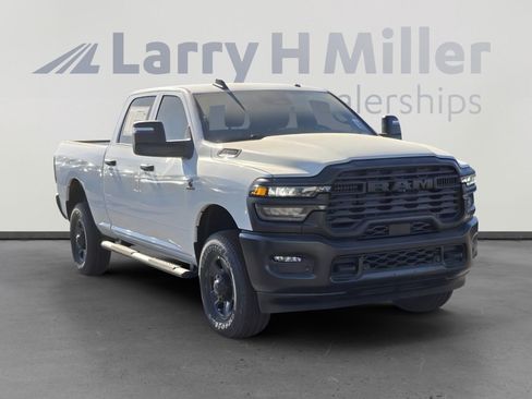 New 2026 RAM 2500 Tradesman AWD/4WD image 8