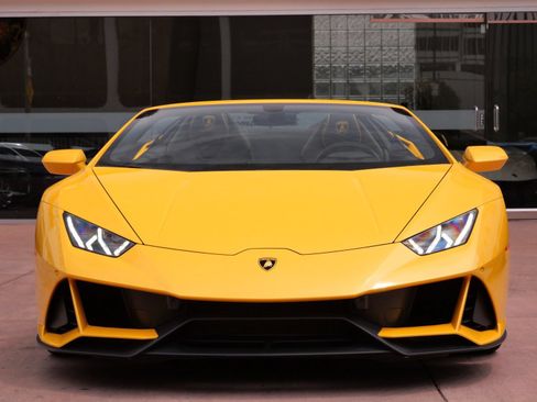 Used 2024 Lamborghini Huracan EVO AWD/4WD image 5