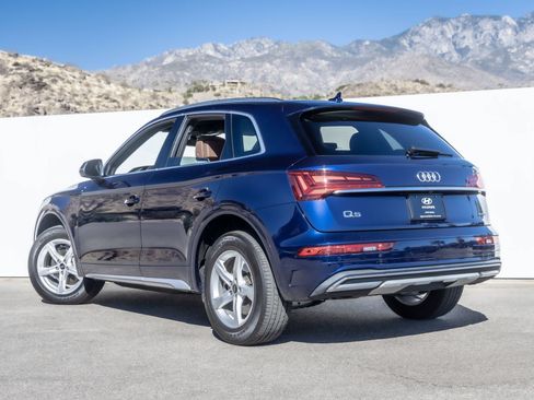 Used 2023 Audi Q5 2.0T Premium w/ Convenience Package AWD/4WD image 9