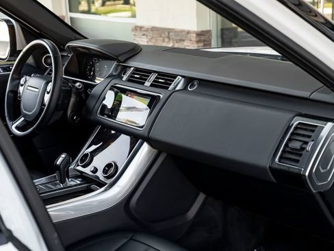 Used 2019 Land Rover Range Rover Sport HSE AWD/4WD image 40