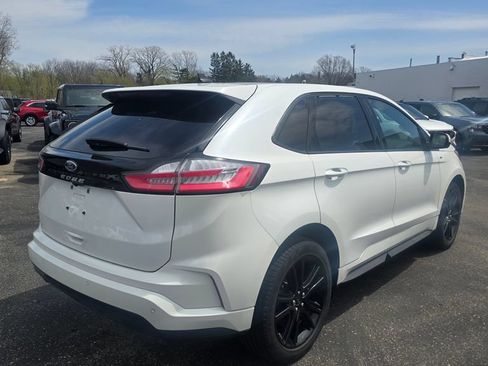 Certified 2023 Ford Edge ST-Line AWD/4WD image 5