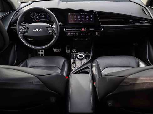 Certified 2023 Kia Niro Wave w/ Wave Preserve Package image 20