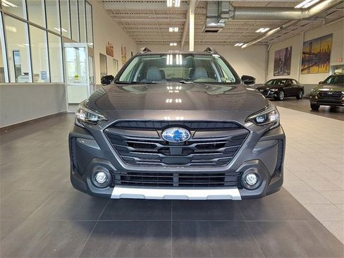 Certified 2025 Subaru Outback Limited image 2