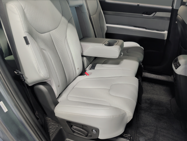 Certified 2025 Hyundai Palisade SEL AWD/4WD image 26