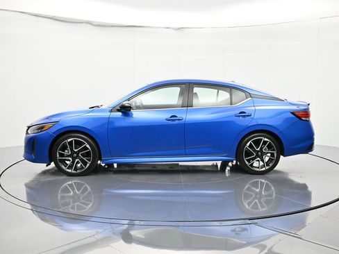 Used 2025 Nissan Sentra SR image 8