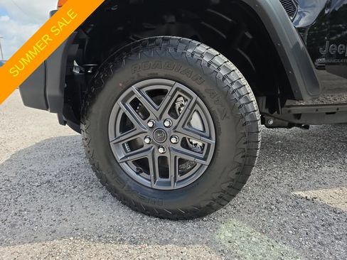 Certified 2025 Jeep Wrangler Sport AWD/4WD image 26