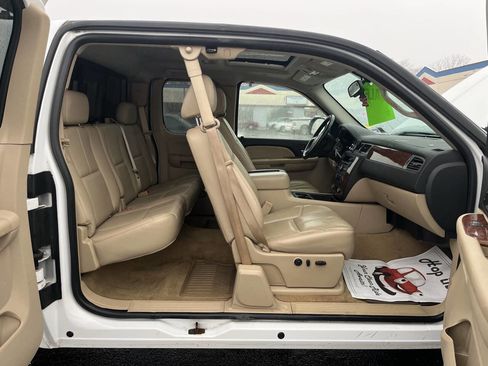 Used 2008 Chevrolet Silverado 1500 LTZ w/ Suspension Package, Off-Road image 21