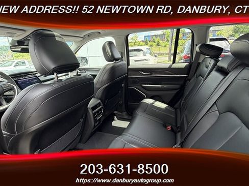 Used 2023 Jeep Grand Cherokee 4WD 4xe image 24